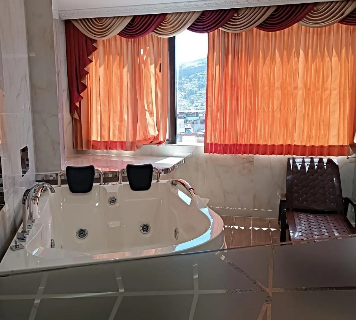 Hostal Kapital City Quito 3*,